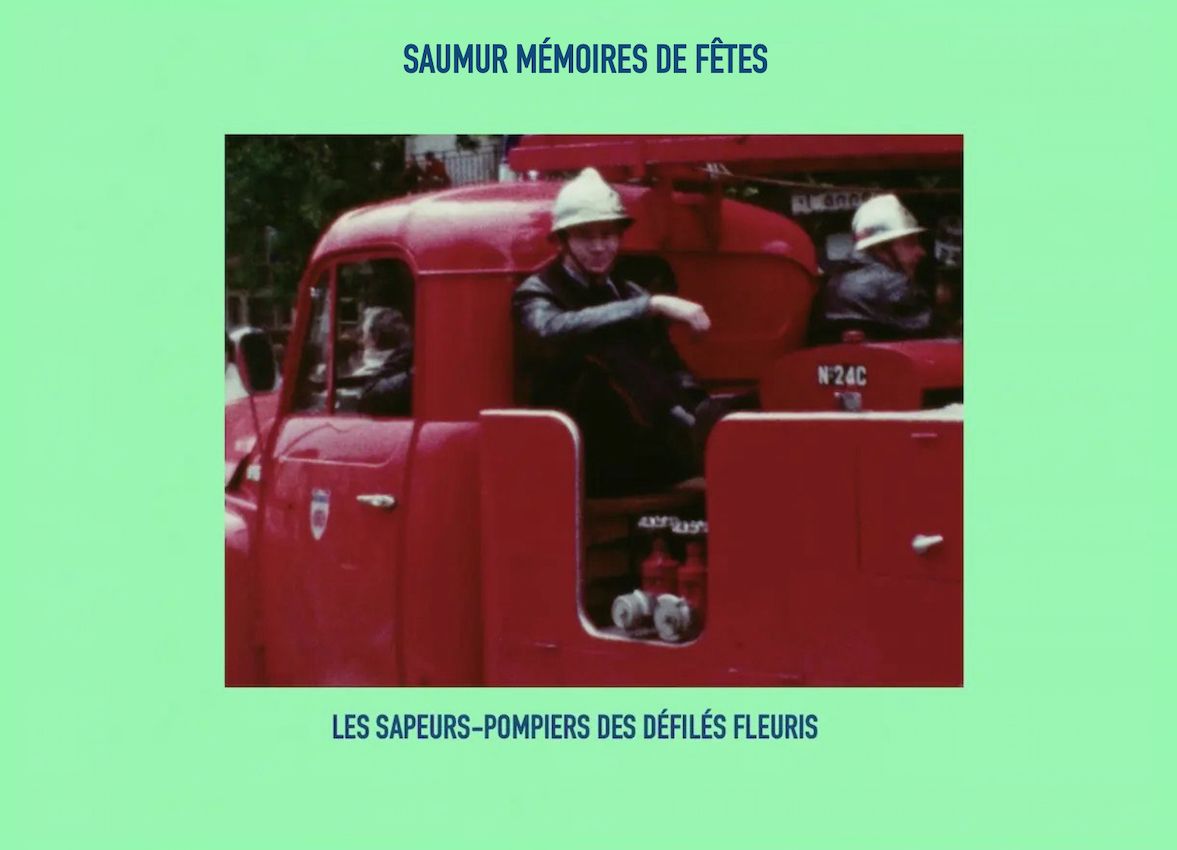 Saumur : Les sapeurs-pompiers  des défilés fleuris