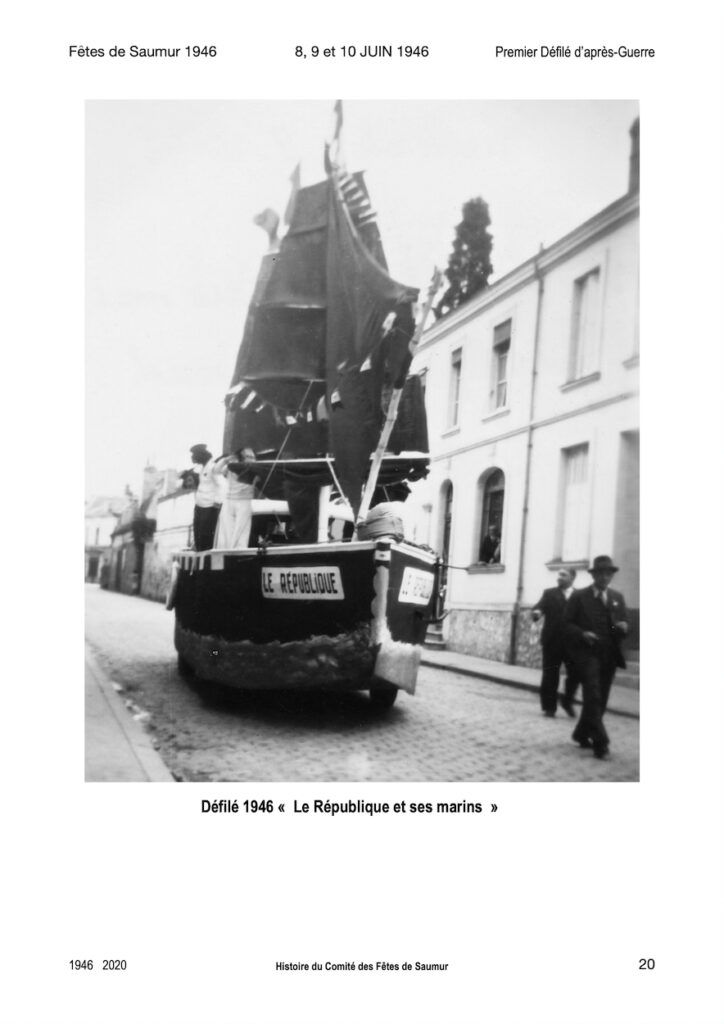 Saumur 1946 Premier défilé festif d'après-guerre.