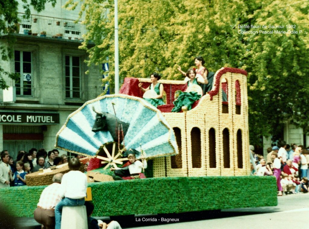 Défilé fleuri de Saumur 1982