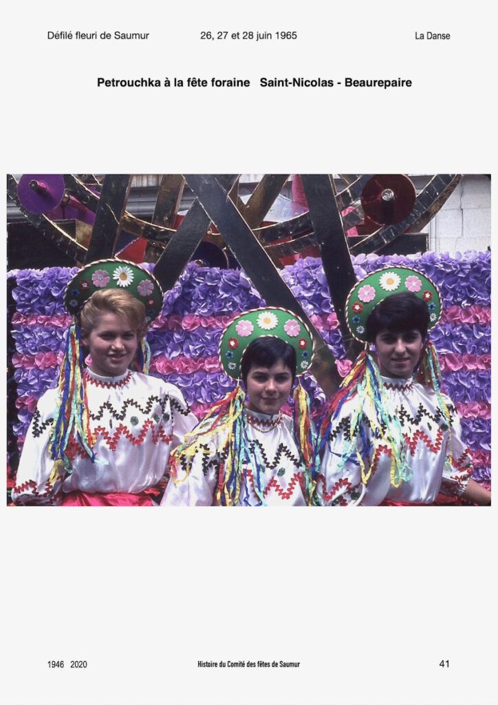 Saumur Mémoires de Fêtes - Défilé fleuri 1965.