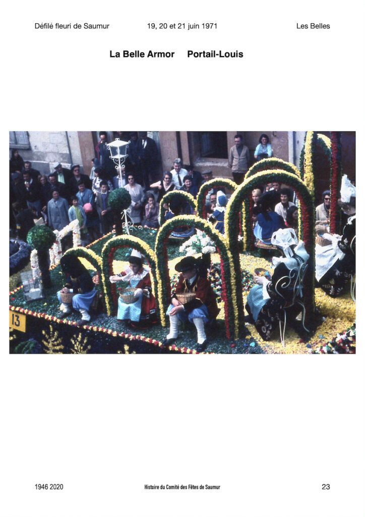 Saumur Mémoires de Fêtes - Défilé fleuri 1971