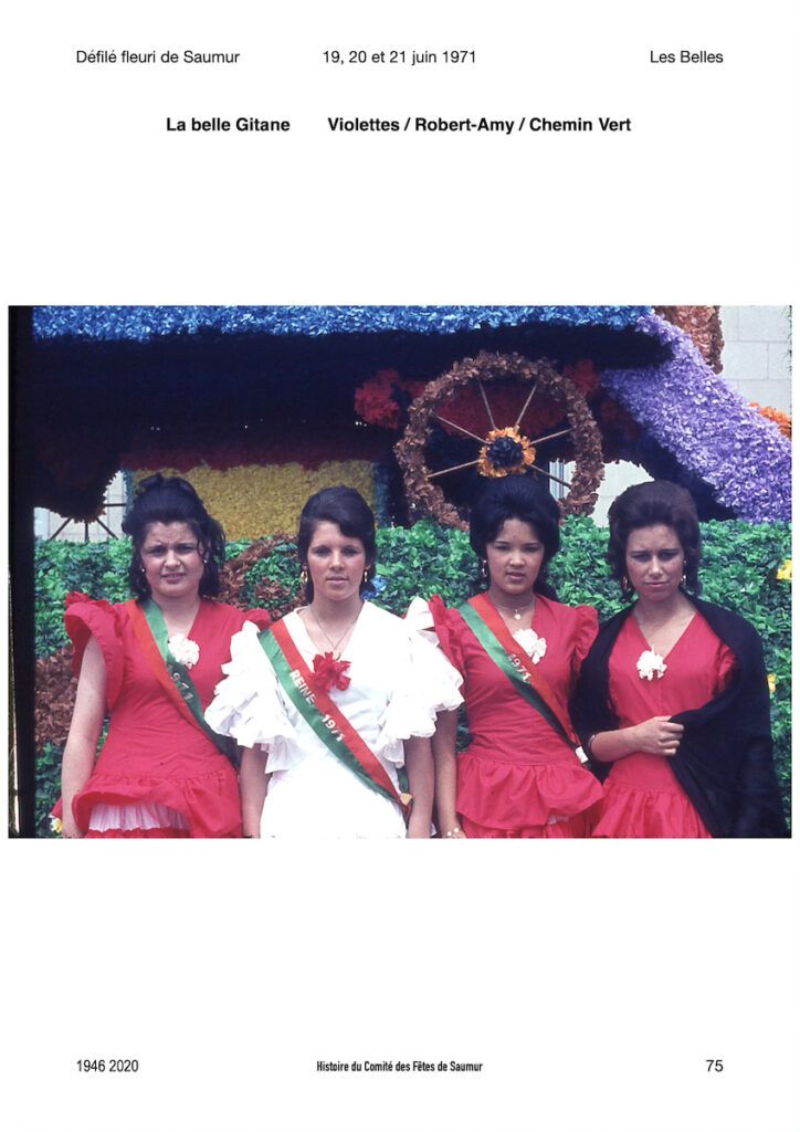 Saumur Mémoires de Fêtes - Défilé fleuri 1971