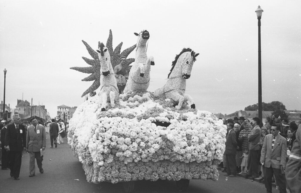 Saumur Mémoires de Fêtes - 1954