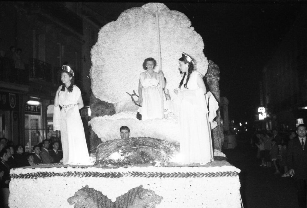 Saumur Mémoires de Fêtes - 1954