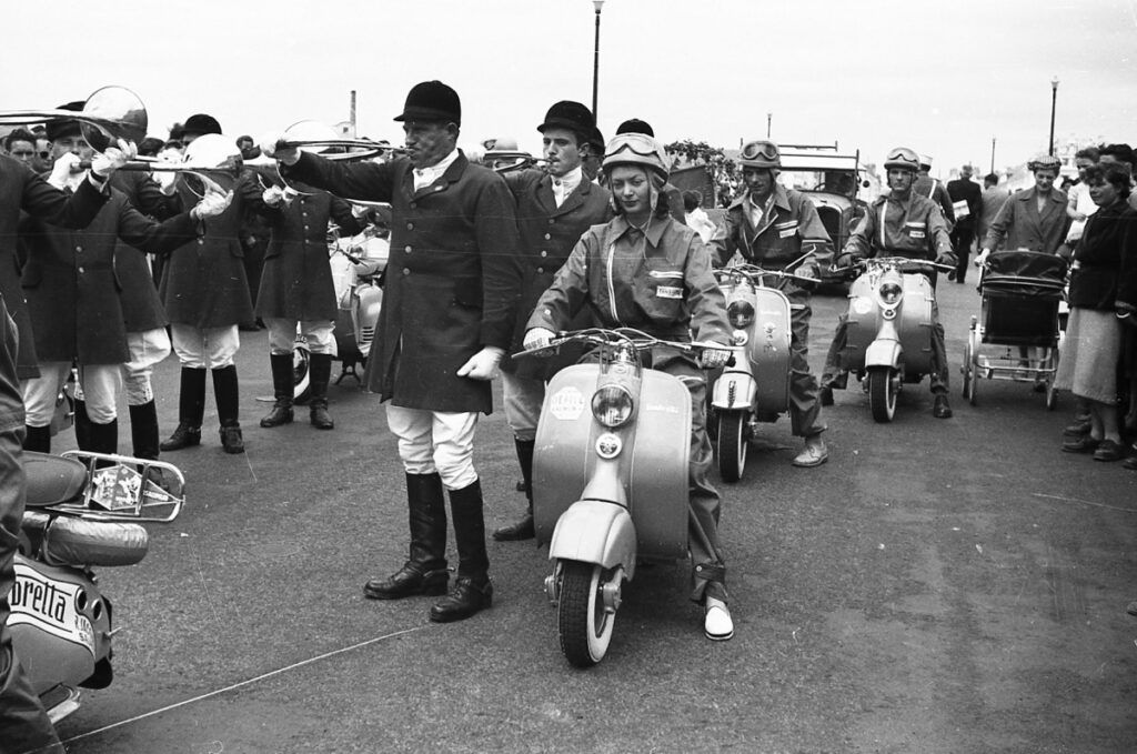 Saumur Mémoires de Fêtes - 1954