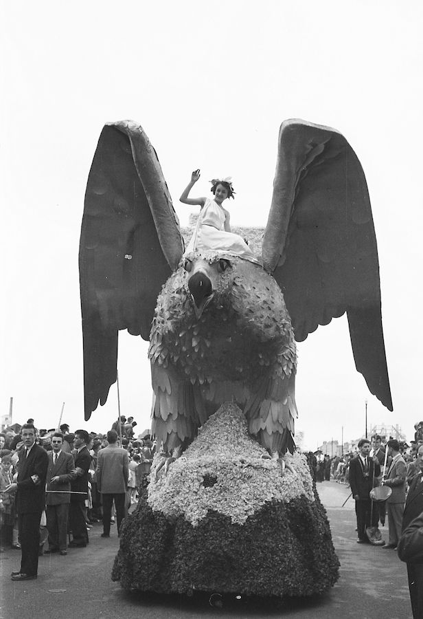 Saumur Mémoires de Fêtes - 1954
