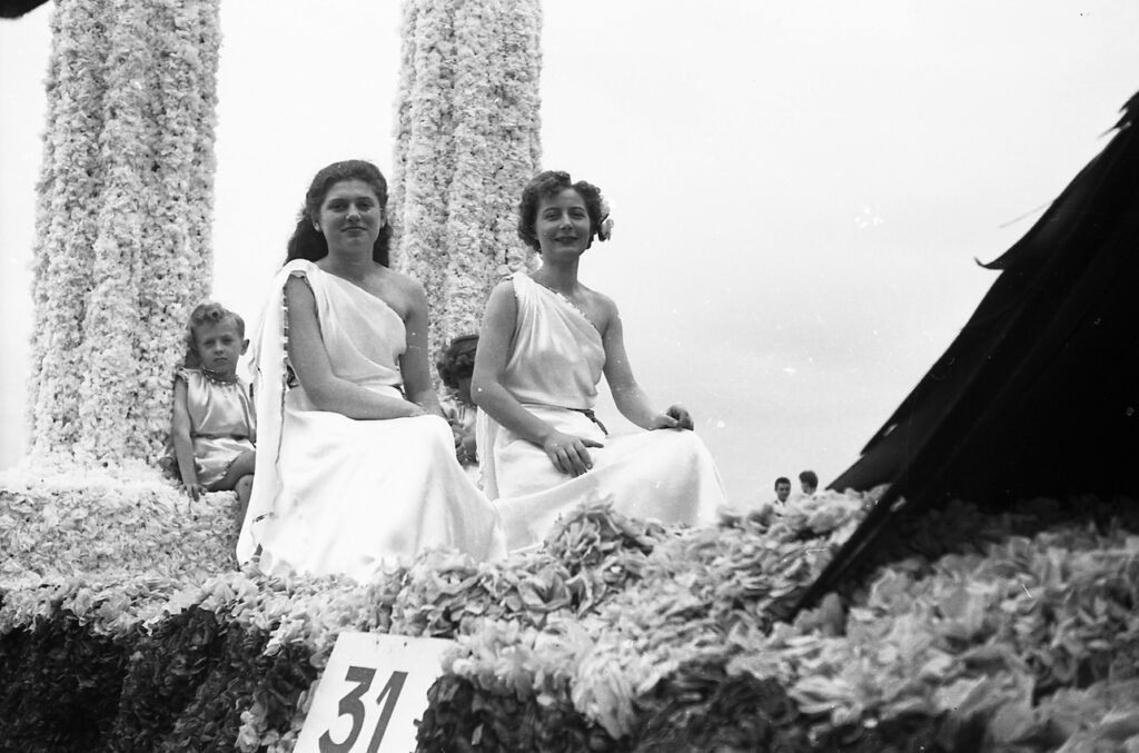 Saumur Mémoires de Fêtes - 1954