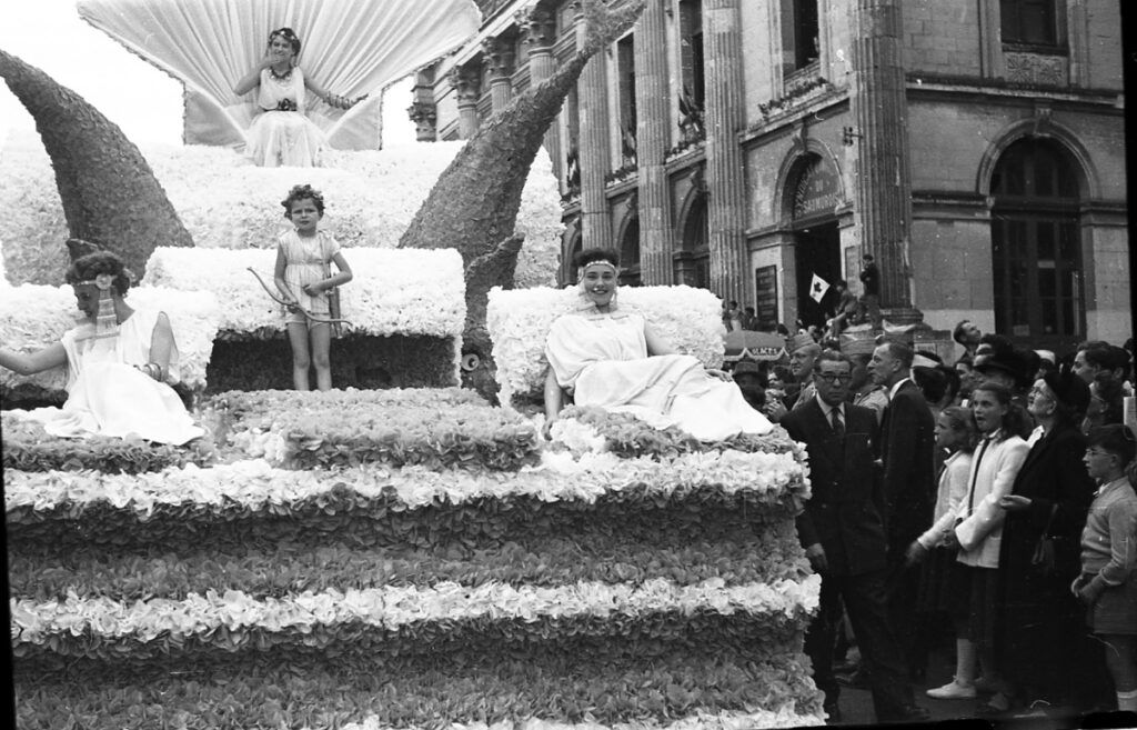 Saumur Mémoires de Fêtes - 1954
