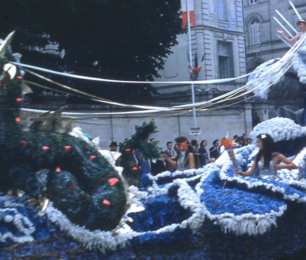 Saumur Mémoires de Fêtes - 1954