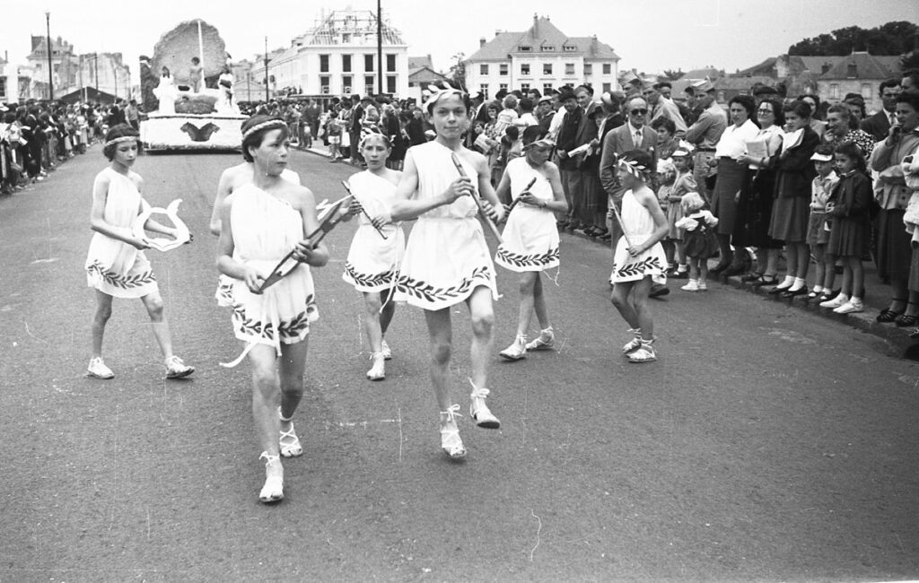 Saumur Mémoires de Fêtes - 1954