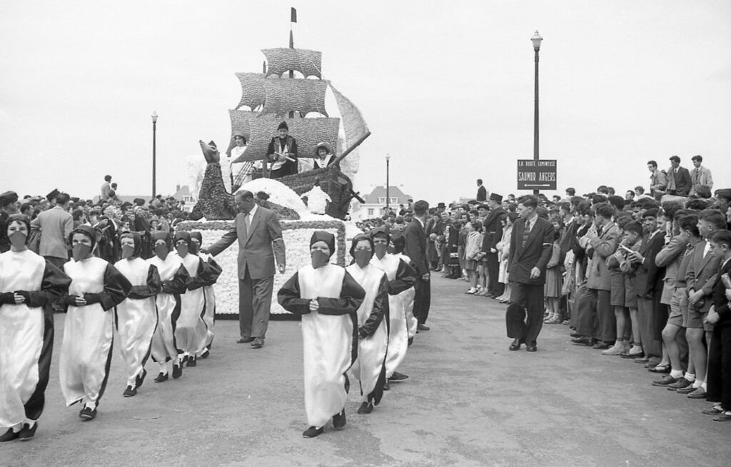 Saumur mémoires de Fêtes - 1955