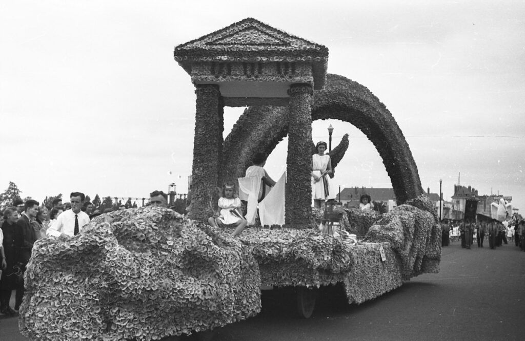 Saumur Mémoires de Fêtes - 1954