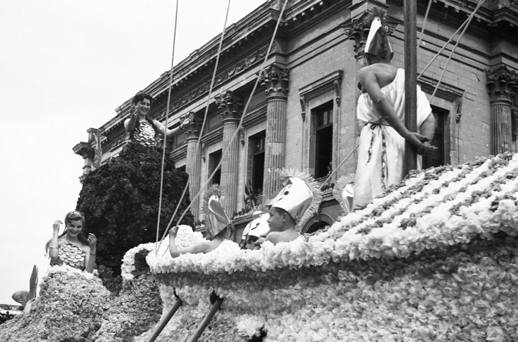 Saumur Mémoires de Fêtes - 1954