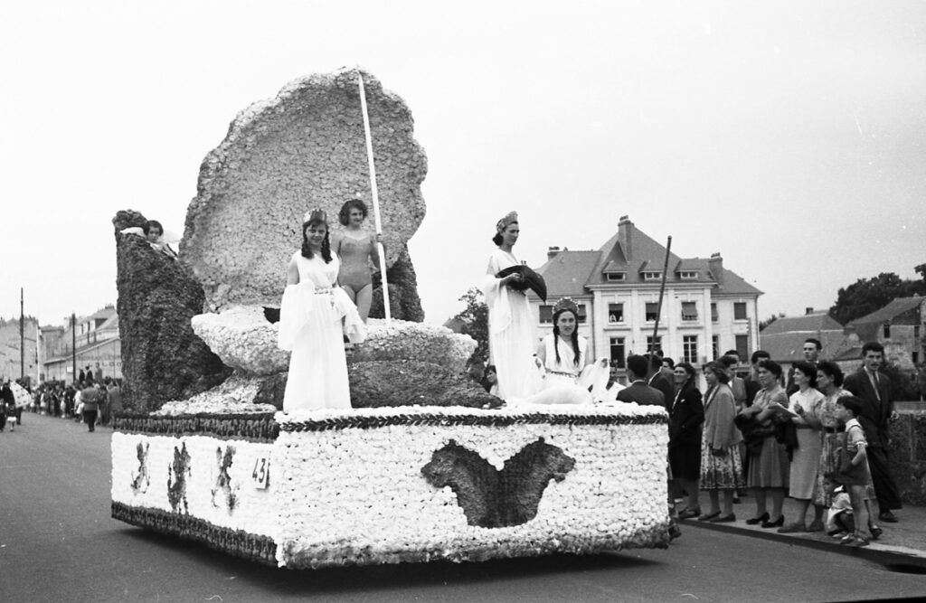 Saumur Mémoires de Fêtes - 1954