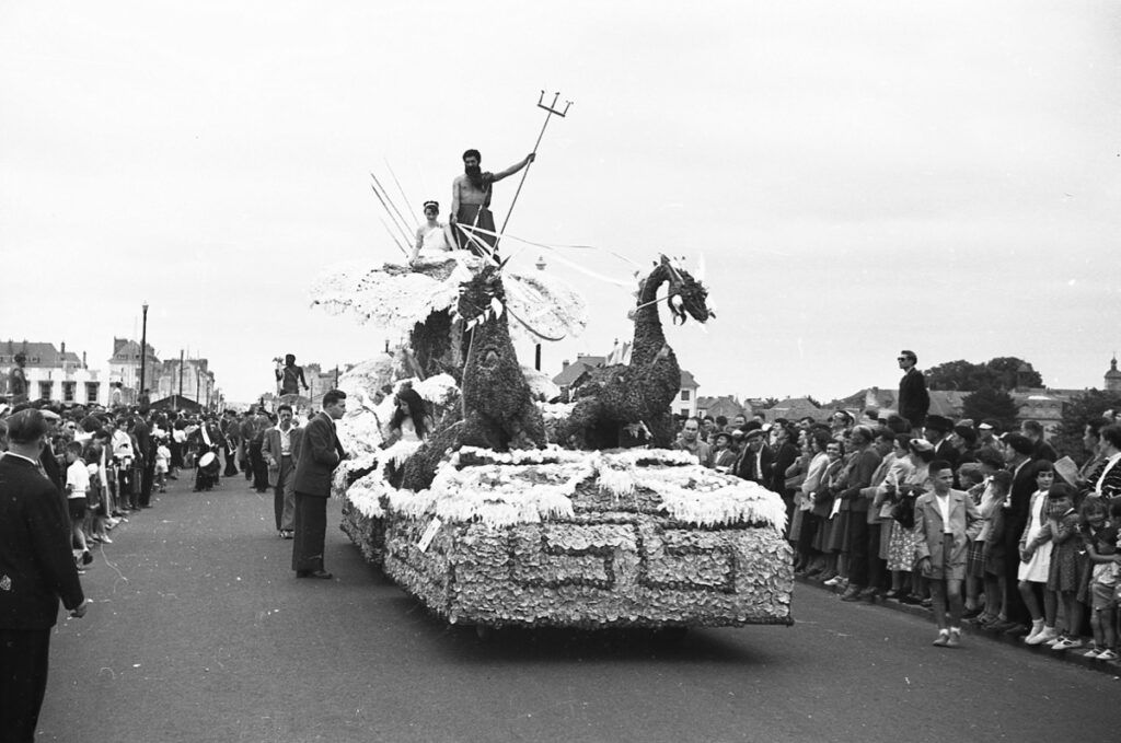 Saumur Mémoires de Fêtes - 1954