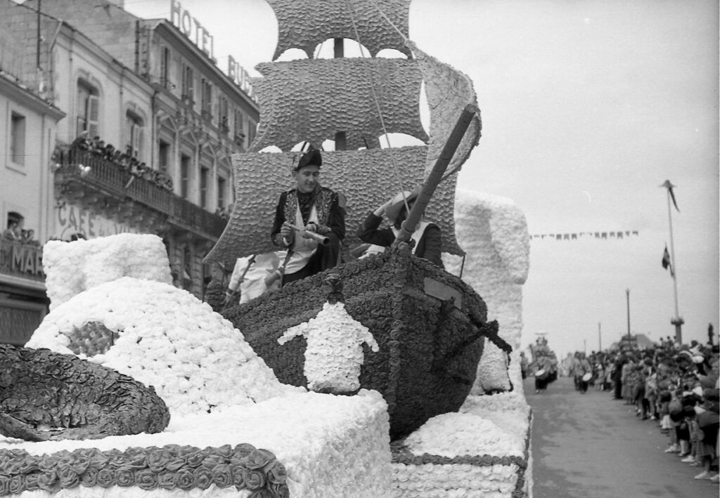 Saumur mémoires de Fêtes - 1955