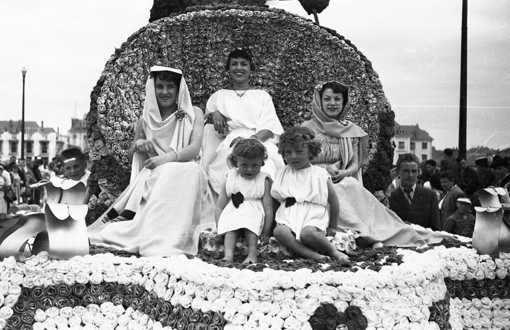 Saumur Mémoires de Fêtes - 1954