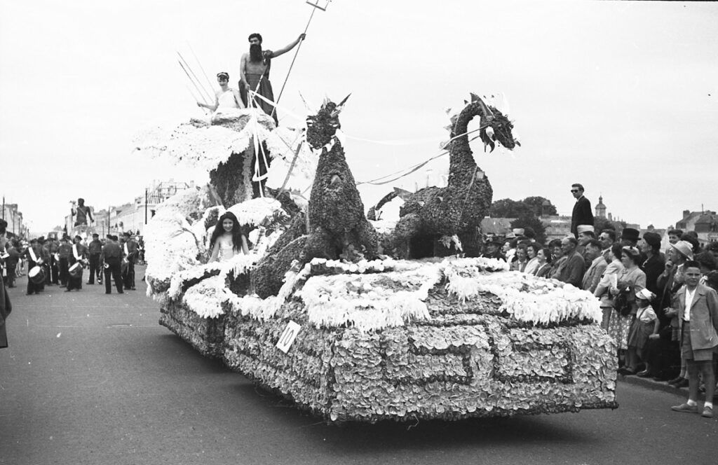 Saumur Mémoires de Fêtes - 1954