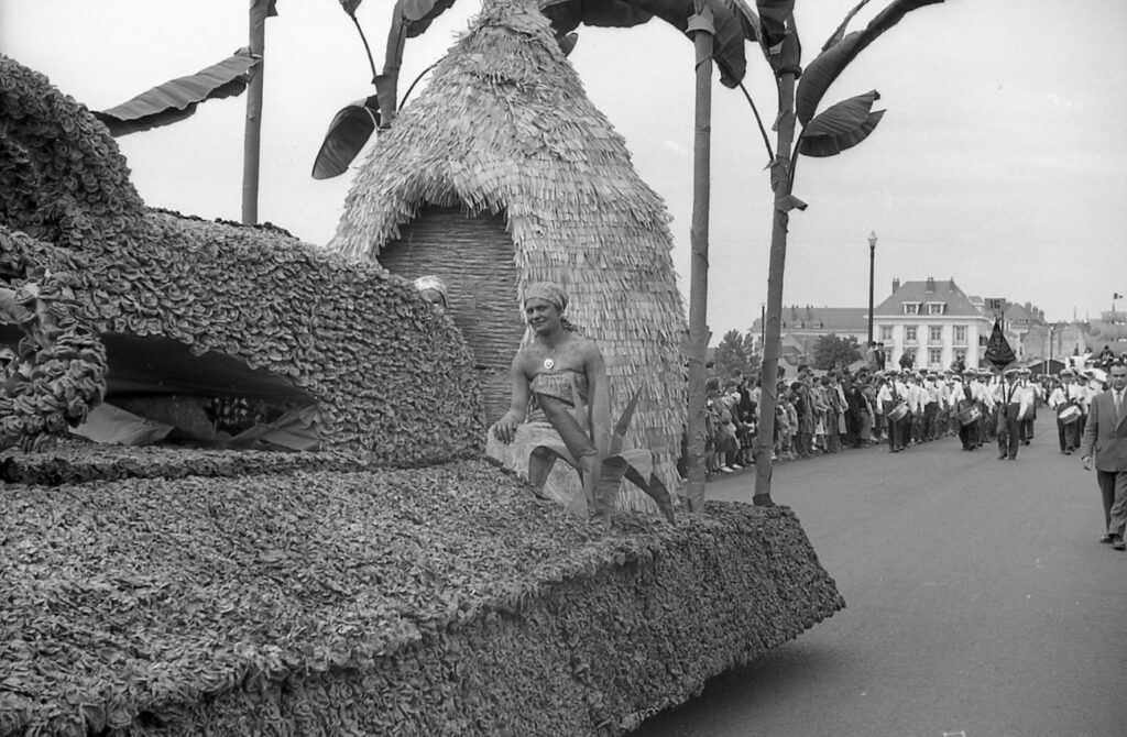 Saumur mémoires de Fêtes - 1955