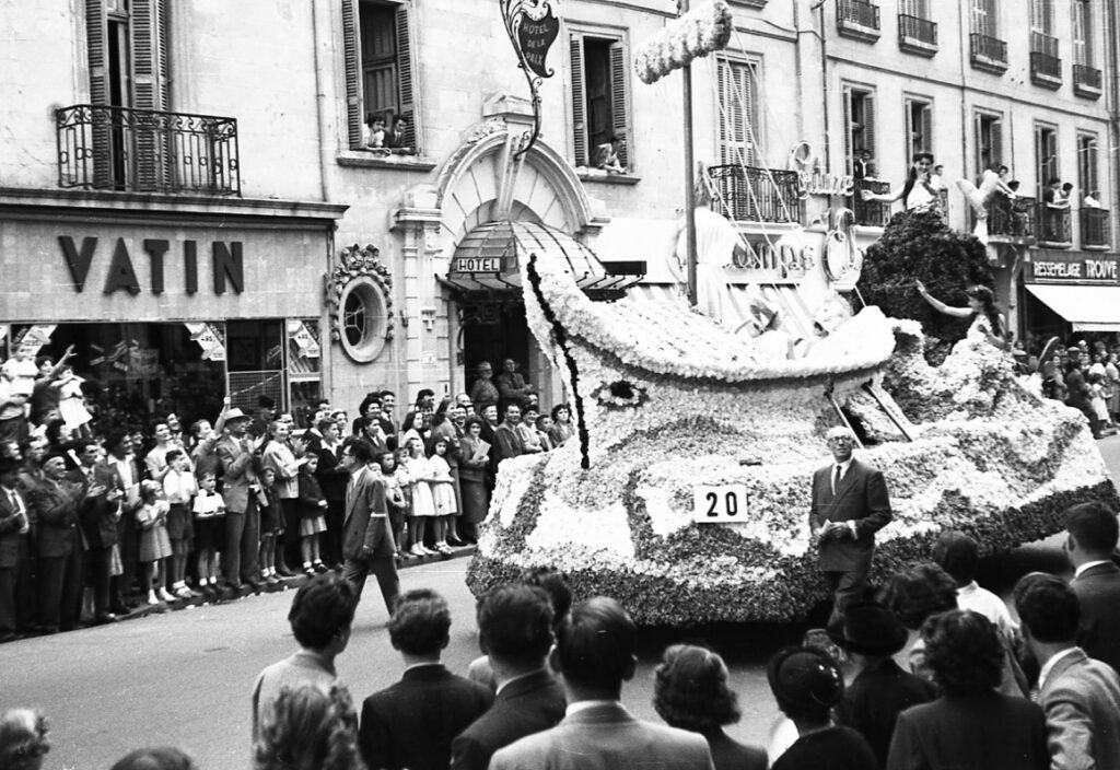 Saumur Mémoires de Fêtes - 1954
