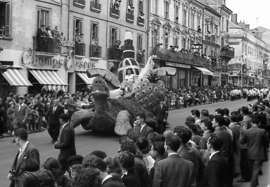 Saumur Mémoires de Fêtes - 1955