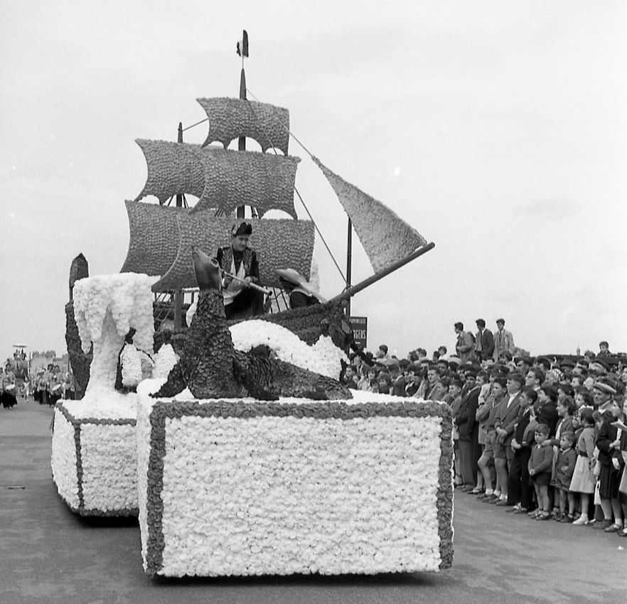 Saumur mémoires de Fêtes - 1955
