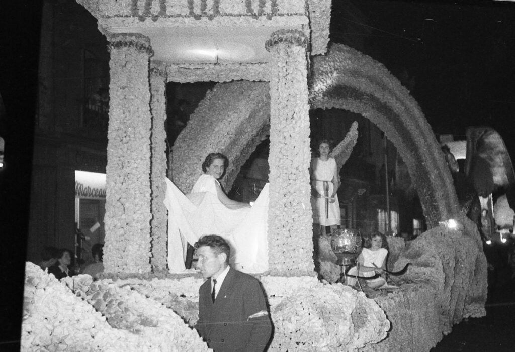 Saumur Mémoires de Fêtes - 1954