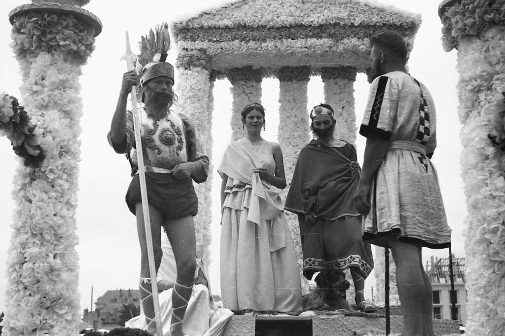 Saumur Mémoires de Fêtes - 1954