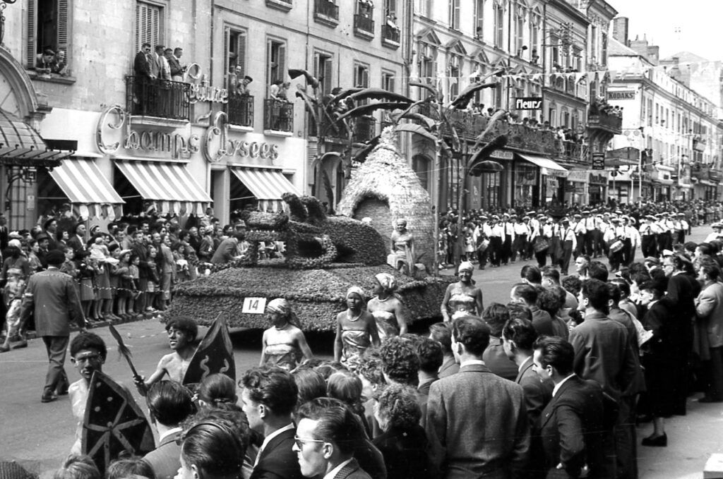 Saumur mémoires de Fêtes - 1955