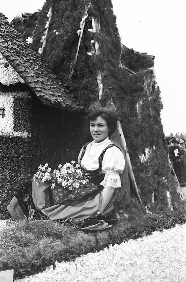 Saumur Mémoires de Fêtes - 1953