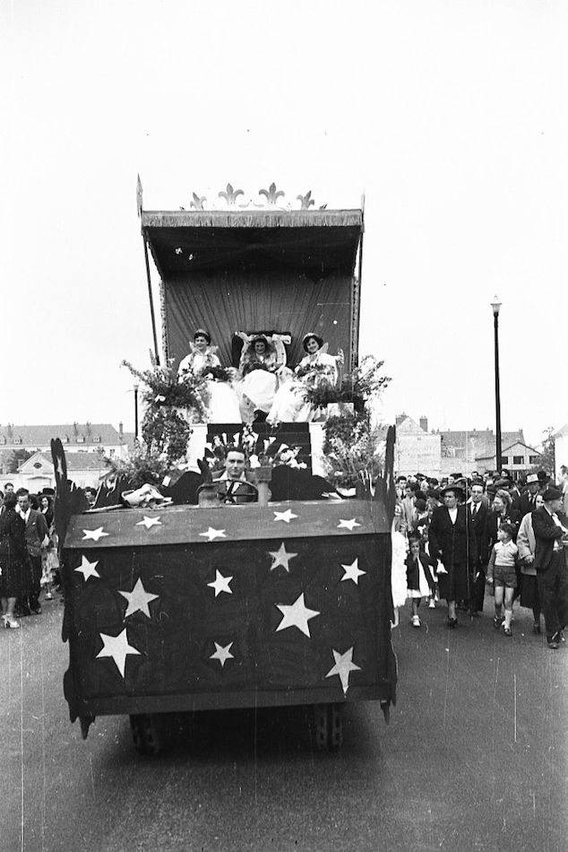 Saumur Mémoires de Fêtes - 1953