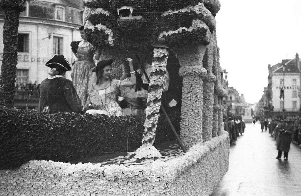 Saumur Mémoires de Fêtes - 1953