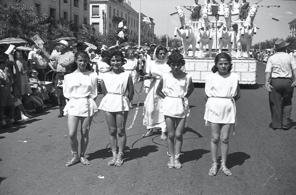 Saumur Mémoires de Fêtes - 1957